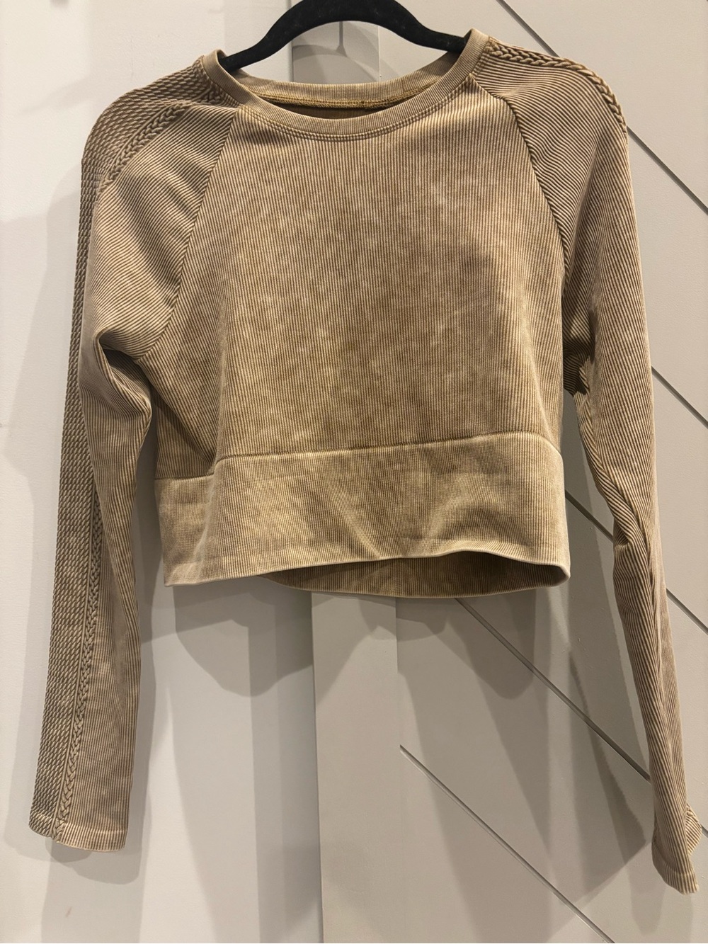 Aerie top size L
